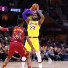 LeBron James a dirigé le succès des Lakers